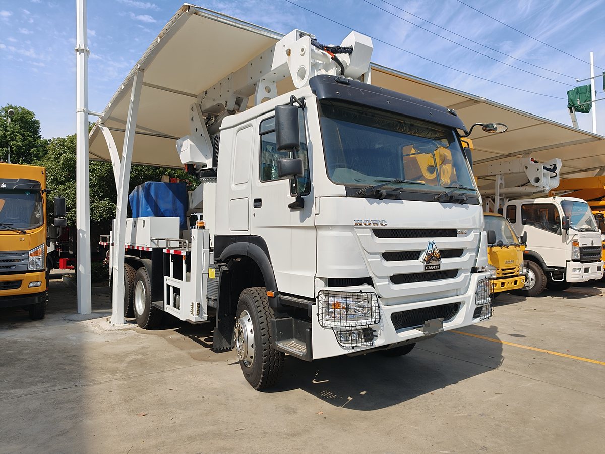 HOWO 25t Aerial Work Platform Truck