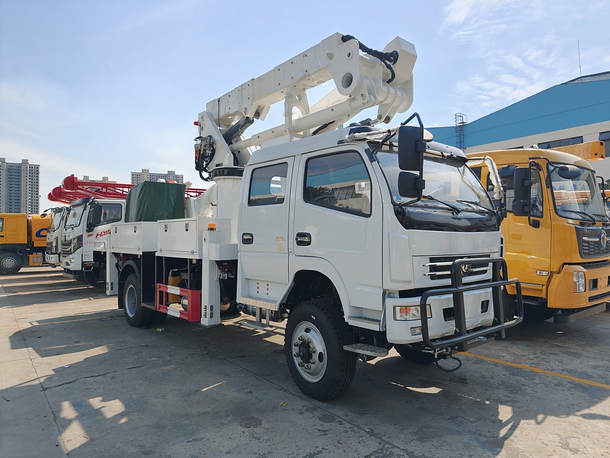 DONGFENG 7.8t Aerial Work Platform Truck — Front-left 45° view (another angle)