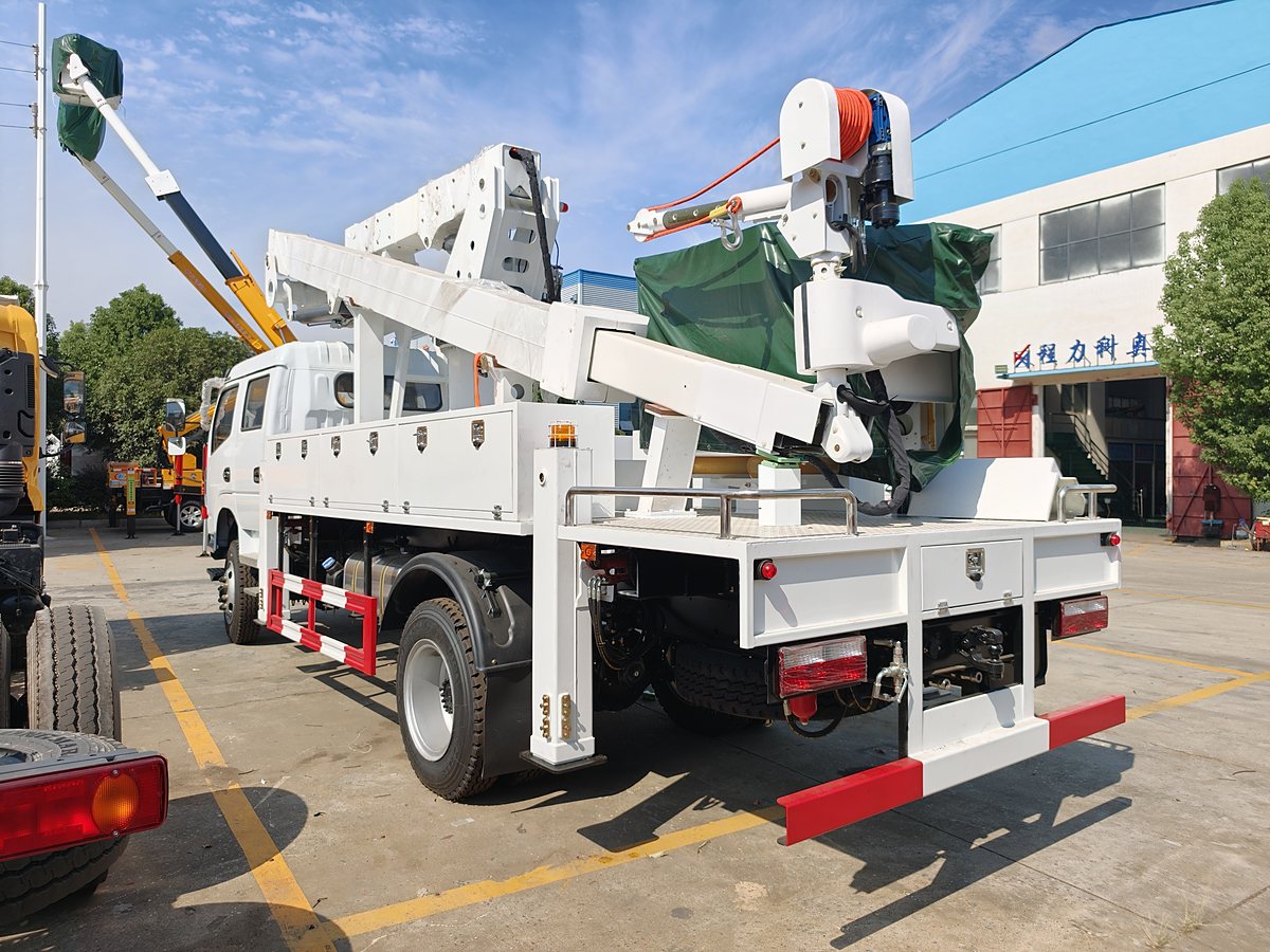 DONGFENG 7.8t Aerial Work Platform Truck — Rear 45° view (boom raised)
