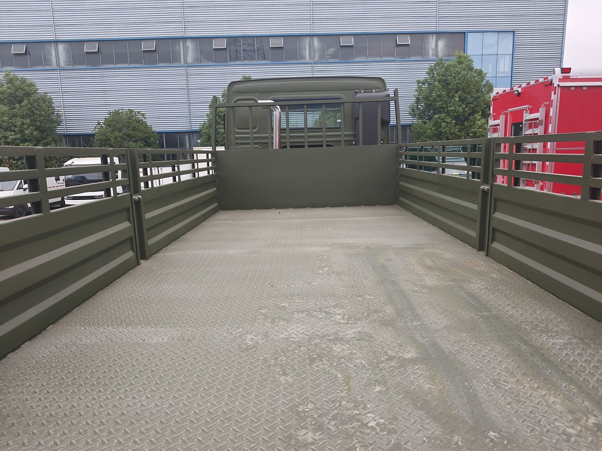 HOWO 12.5t NG Dropside Cargo Truck — Cargo body interior (checker-plate floor)