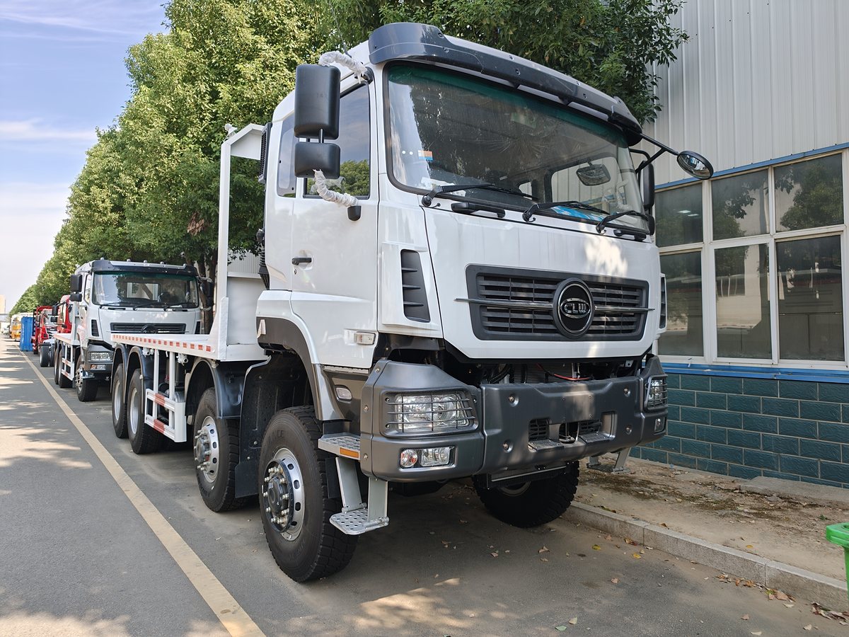 CHENGLI 31t Flatbed Transport Truck with Ramps